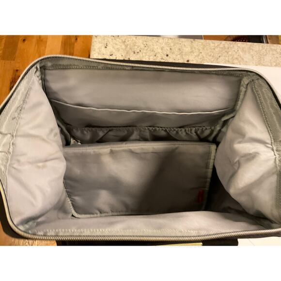 Skip Hop Mainframe Wide Open Diaper Backpack - Picture 3 of 5